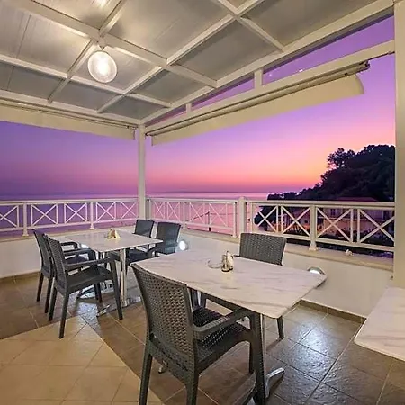 Nefeli - Living By The Sea مدينة زاكينثوس